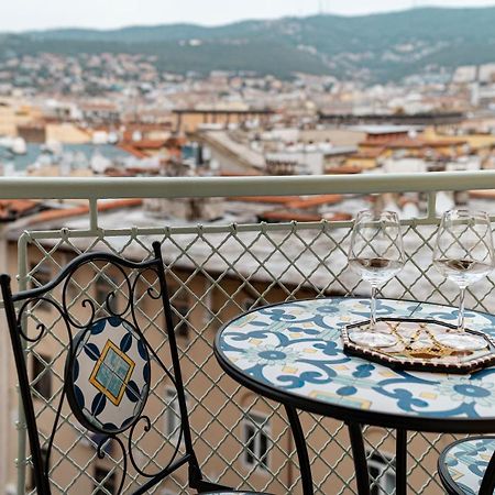 Apartament San Giusto Elegante Bilocale Con Balcone E Vista Triest Zewnętrze zdjęcie