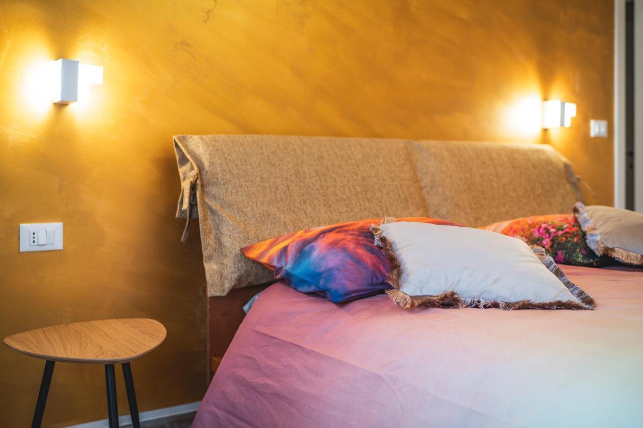 Apartament San Giusto Elegante Bilocale Con Balcone E Vista Triest Zewnętrze zdjęcie